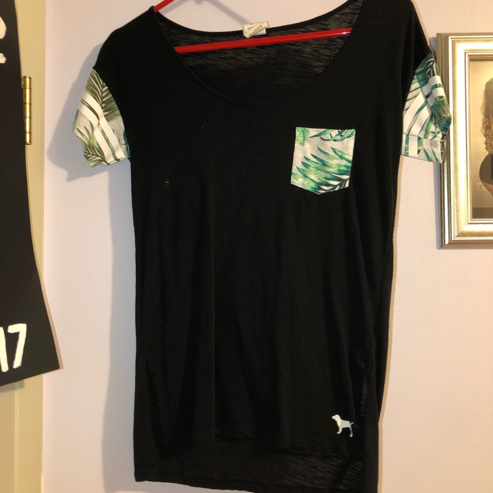 PINK Black & Palm T-Shirt